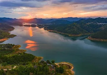 万峰湖重生记