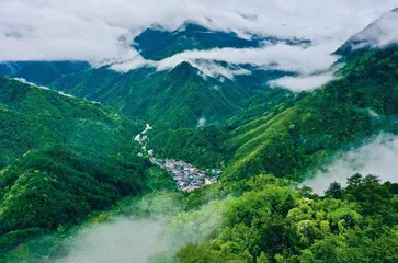 人不负青山，青山定不负人