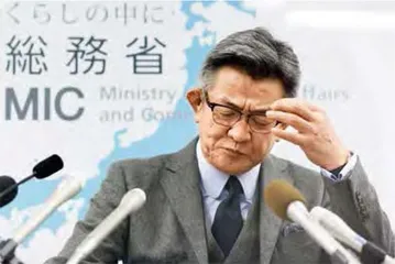 儿子“官商勾结”，日首相人设受损3