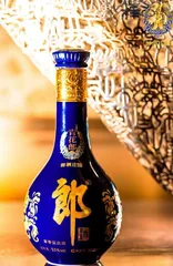 中国名酒40年，青花郎山河血性的喷薄1