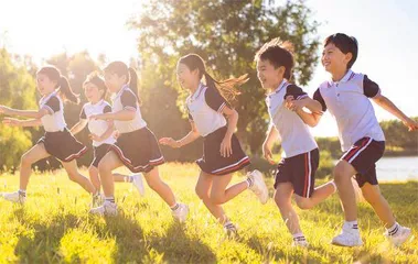 全社会联动，呵护青少年心理健康