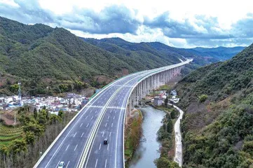 昆明贵阳，公路建设再提速