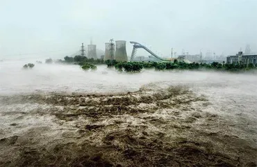 搏击华北暴雨0