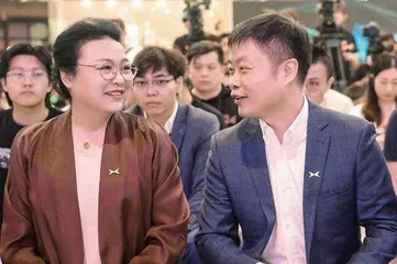 王凤英履新200天：改变小鹏，也被小鹏改变0