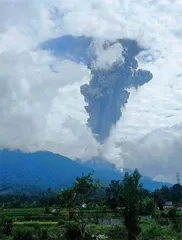 火山喷发0