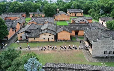 从中华苏维埃到人民共和国0