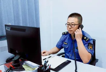 张春山：温情执法  春风化雨