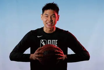 NBA“普通天才”崔永熙：敲打磐石两百零一次0