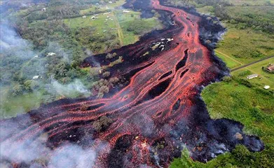 汤加火山大爆发震动全球6