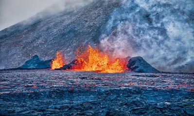 冷知识：海水灭不了海底火山？！