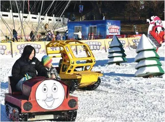 陶然亭冰雪嘉年华点亮北京城市冰雪经济7