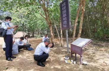 日本冲绳知事访华期间赴北京通州琉球国墓地遗址祭拜