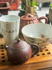 金缮与锔瓷：在裂缝里“种花”1