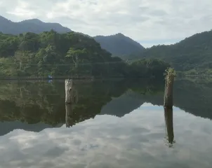 一座孤峰一天池