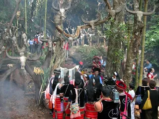 佤族村，中国最后的原始村落1