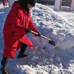 滑道“雕雪师”