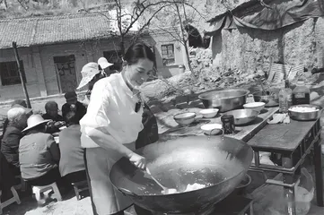 有爱的免费早餐：用人间烟火抚慰留守老人心