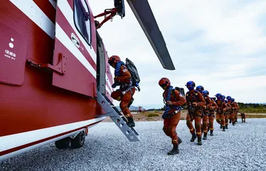 战鹰锻砺演习场 航空救援显实力1