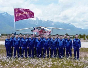 战鹰锻砺演习场 航空救援显实力13