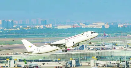 C919量产型首飞成功 商业运营临近0