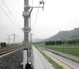 肩扛暴雨、手阻风霜的铁路卫士4