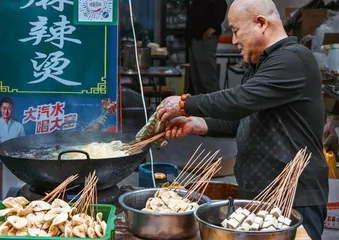 甘肃天水：中国之中麻辣滚烫4