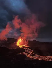 冰岛火山能否钻洞给岩浆引流0