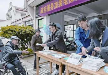 老旧小区装电梯，“载”起居民幸福感3