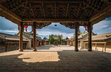 苏唐诗：古寺巡礼深藏太谷的净信寺2