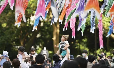 日本人怎么不爱生娃了？0