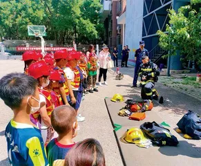 培育见火不慌、抬手就灭的准消防员