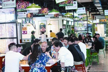 莫锦：一锅肥肠鸡，百城千店梦4