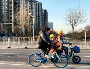 “转型路”上的超龄农民工