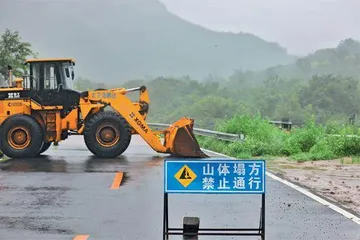 目击：暴雨侵袭后的京津冀3