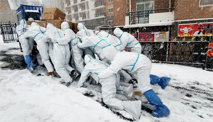 致敬！风雪严寒里奋战的中国人1