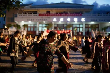 “广场舞大妈”争夺战