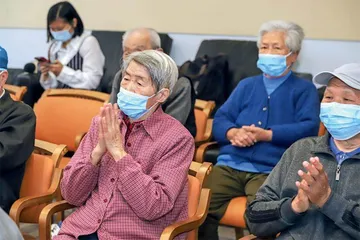 助公益 倡节约 长宁区市场监管局将食品抽检合格备份样品用于捐赠2