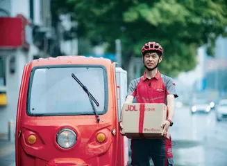 京东小哥跑进巴黎奥运会