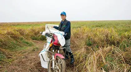 干旱来临时，渔民上岸后